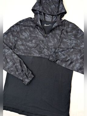 Under Armour Men's Sportstyle Wind Anorak Black And Gray Mens Large
